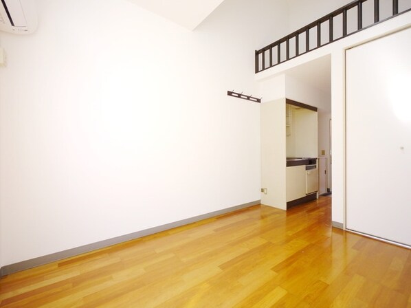 ReDEAL新所沢の物件内観写真